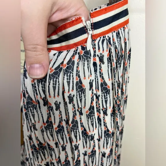 G.H. Bass &amp; Co. Giraffe Print Pleated Skirt Size 10 NWT Animal Print Flowy