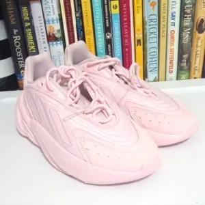 GIRLS ADIDAS ONELIA PINK RUNNING SNEAKERS SIZE 4 NWT