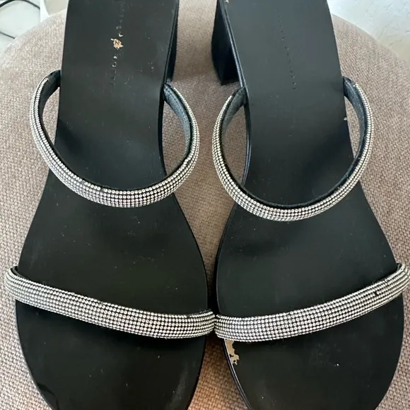 Giuseppe Zanotti crystal slides sz 39