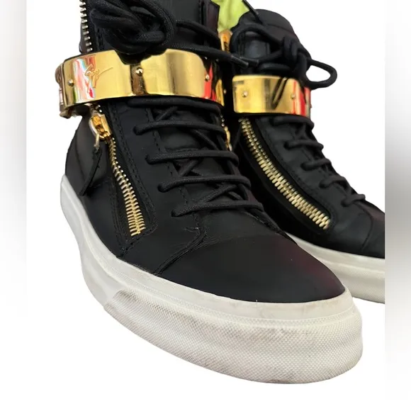 Giuseppe‎ Zanotti Leather And Gold Buckle High Top Trainers SZ 37