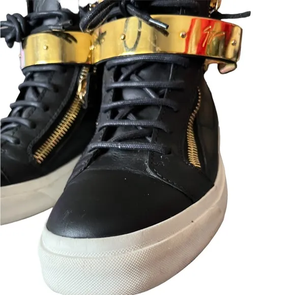 Giuseppe‎ Zanotti Leather And Gold Buckle High Top Trainers SZ 37