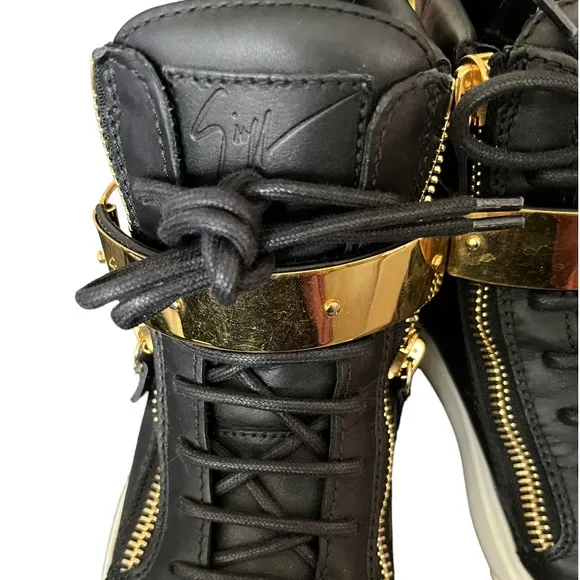 Giuseppe‎ Zanotti Leather And Gold Buckle High Top Trainers SZ 37