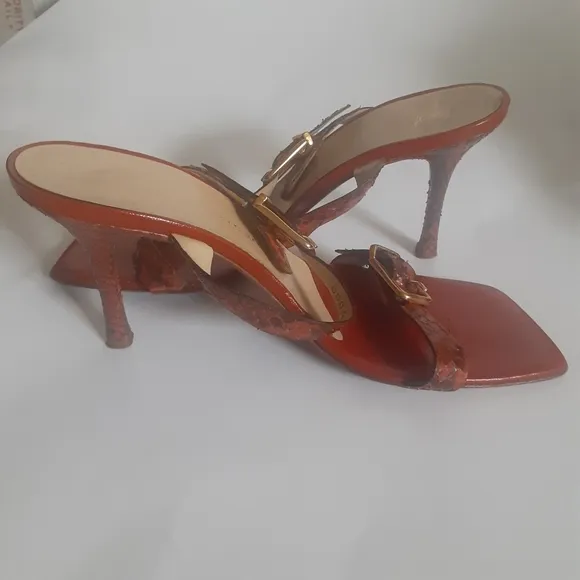 Giuseppe zanotti snake skin sandals sz 37