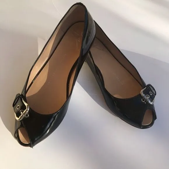 Giuseppe Zanotti Black Peeptoe Patent buckle shoes