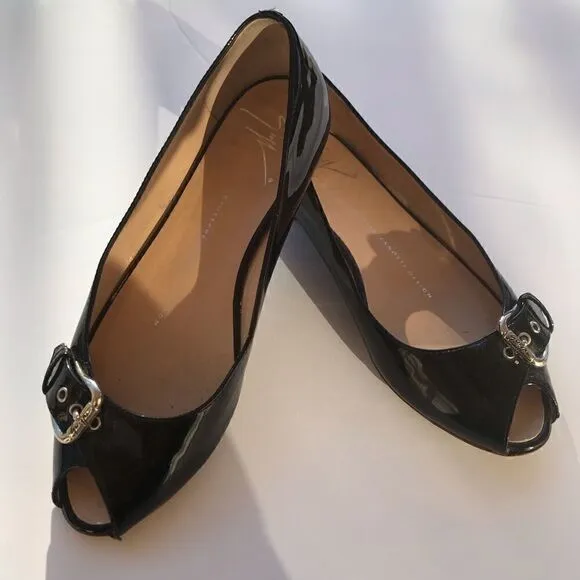 Giuseppe Zanotti Black Peeptoe Patent buckle shoes