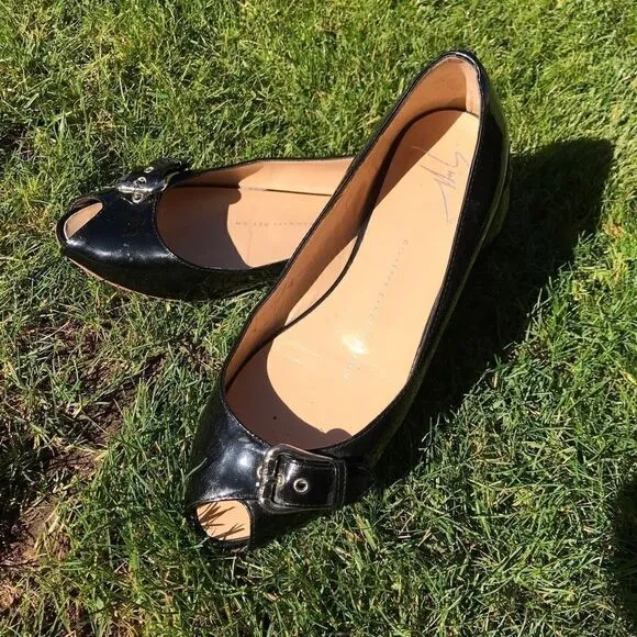 Giuseppe Zanotti Black Peeptoe Patent buckle shoes