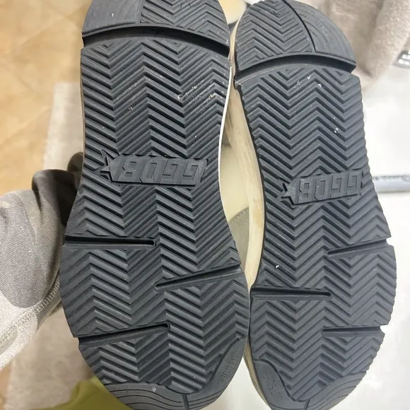 Golden Goose running soles Sz 38 Gray and White Sneakers
