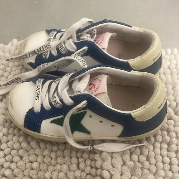 Golden Goose/Bonpoint White and Blue Leather Sneakers
