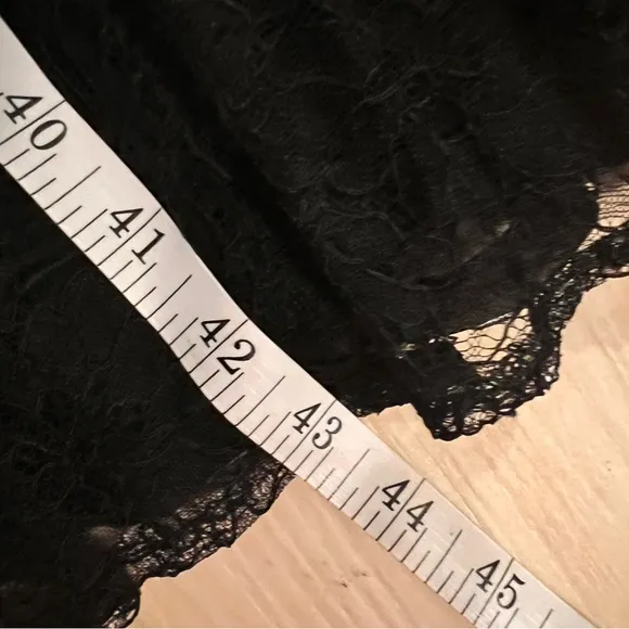 Gothic Black Lace Long Skirt – Women’s Size Medium – Romantic, Elegant, and Edgy