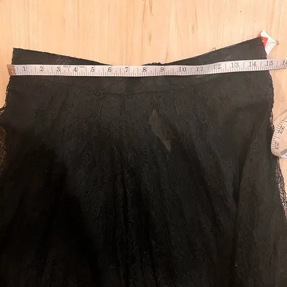 Gothic Black Lace Long Skirt – Women’s Size Medium – Romantic, Elegant, and Edgy