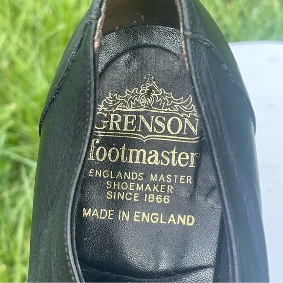 Grenson Footmaster Shoes Mens Size 9 Black Leather Slip-On England Style 7439/01