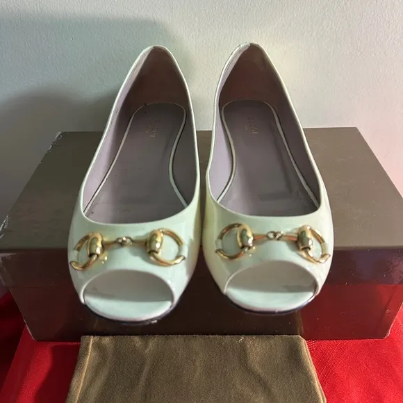 Gucci Pre-Owned Off White Horsebit Ballet Flat Open Toes Shoes