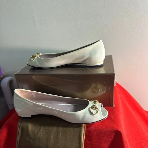 Gucci Pre-Owned Off White Horsebit Ballet Flat Open Toes Shoes