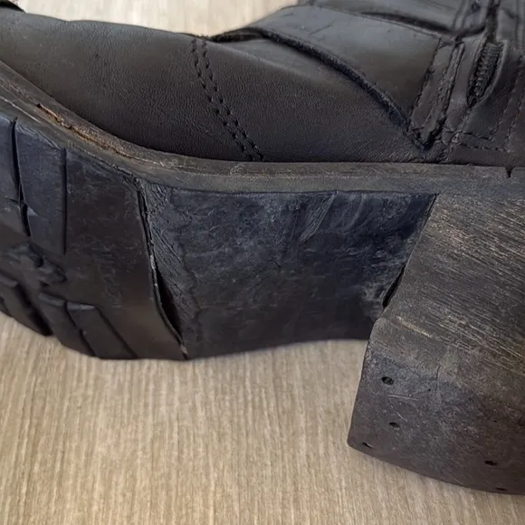 Harley Davidson Boulder 88351 Black Leather Motorcycle Boots Sz 6 Mid Shaft