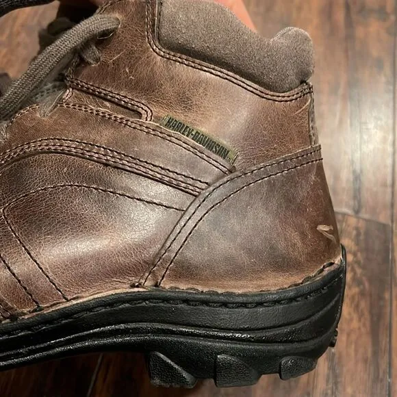 Harley Davidson brown leather boots size 10.5 GUC distressed look oil slippery