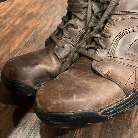Harley Davidson brown leather boots size 10.5 GUC distressed look oil slippery