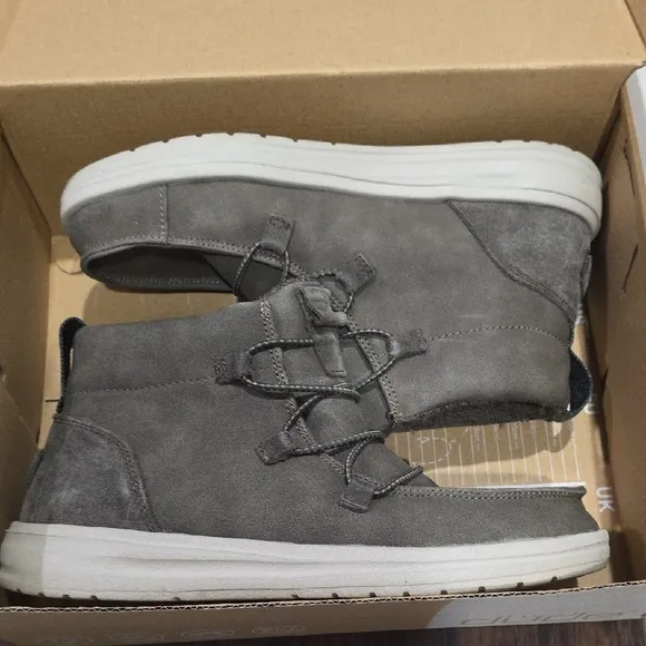 HEY DUDE ELOISE RECYCLED LEATHER COFFEE SIZE 8