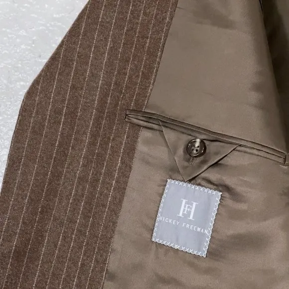 Hickey Freeman Madison Worsted Wool Pinstripe Blazer in Brown Men's Size 44R