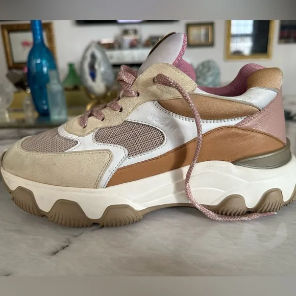 Hogan Chunky Sneakers in Ivory Tan and Pink 38 1/2 (US size 8)