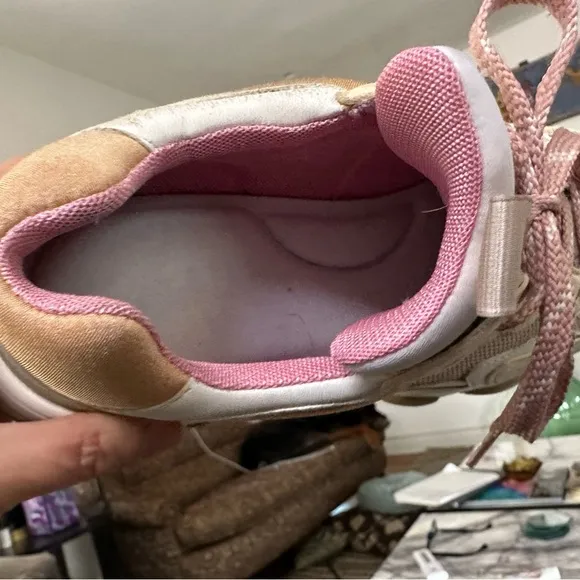 Hogan Chunky Sneakers in Ivory Tan and Pink 38 1/2 (US size 8)