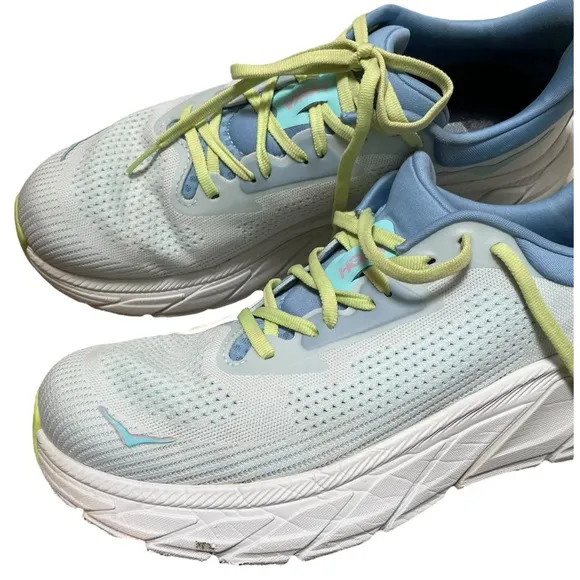 Hoka Arahi 7 Illusion/Dusk Running Sneakers