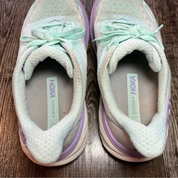 Hoka Clifton 9 Running Sneaker Sunlite Ocean   Lilac Mist Women’s Size 8.5 Wide