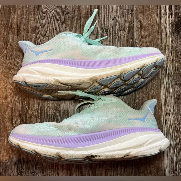 Hoka Clifton 9 Running Sneaker Sunlite Ocean   Lilac Mist Women’s Size 8.5 Wide