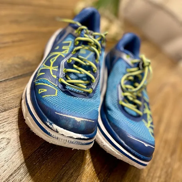 Hoka One One Bondi 4 Men's Size 12 Running Athletic Sneakers Blue Yellow Shoe