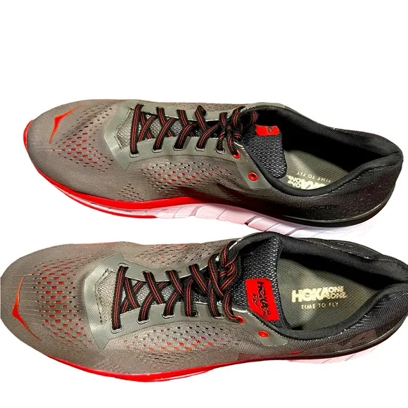Hoka One One Cavu men Lightweight Running Jogging Sneakers Violet Pink Sz 12.5