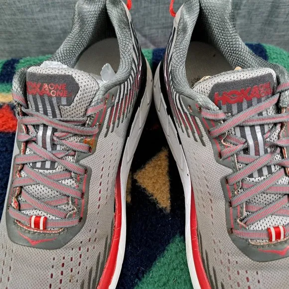 Hoka One One Clifton 5 Men Gray Athletic Running Sneakers size 8.5