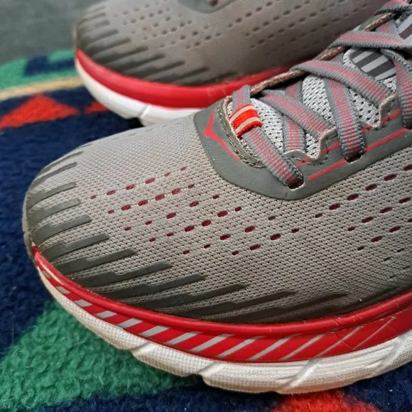 Hoka One One Clifton 5 Men Gray Athletic Running Sneakers size 8.5