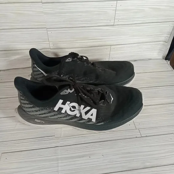Hoka one one profly Mach 5 black running sneakers men's 11D