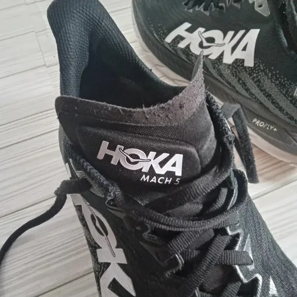 Hoka one one profly Mach 5 black running sneakers men's 11D