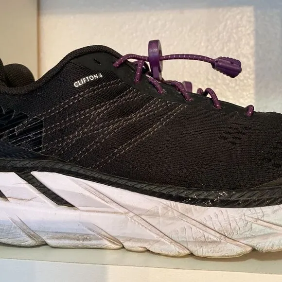 Hoka One One Mens Clifton 6 Black Running Walking Sneakers
