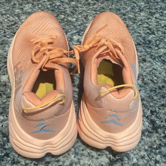 Hoka rincon 3 women sneakers Sz 6.5 B