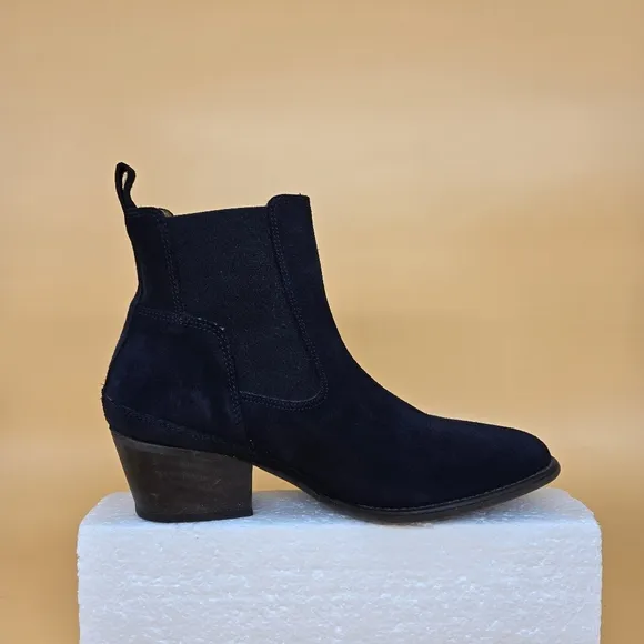 Hunter Original Refined Water Resistant Chelsea Suede Ankle Boots Women's Size 7
