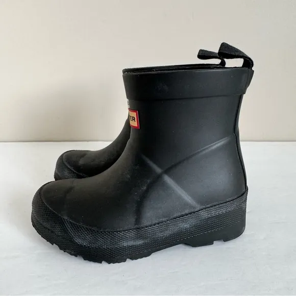 Hunter Play Waterproof Short Boots Big Kid Size 10 Slip-On Black