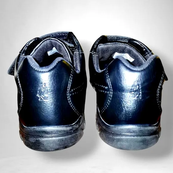 Hush Puppies Jace Hook &amp; Loop Shoes