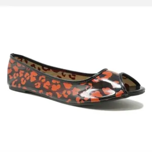 IRON FIST WOMENS RAW POWER PEEP TOE FLAT NEW IN BOX SIZE 6