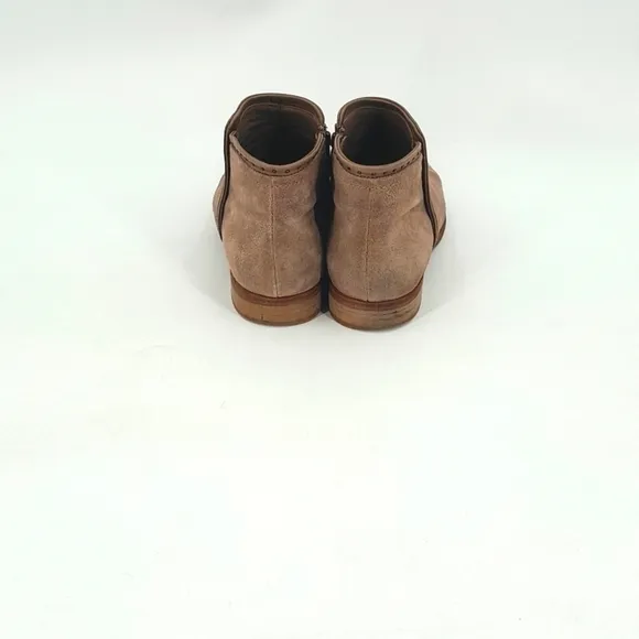 ITALEAU Miralda Ankle Boots Booties Size 9 Suede Water Resistant Made in Italy
