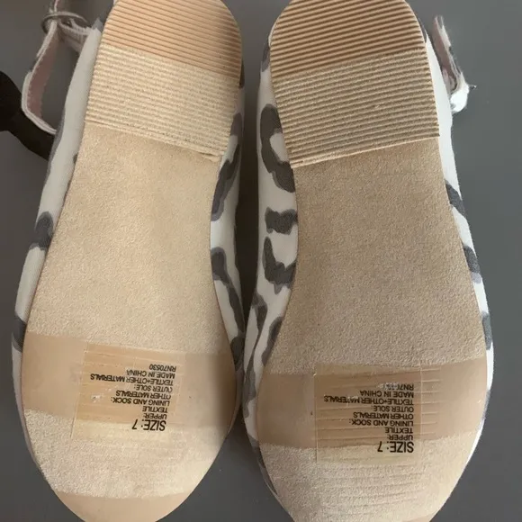 Janie and jack VHTF Parisian park shoes size 7