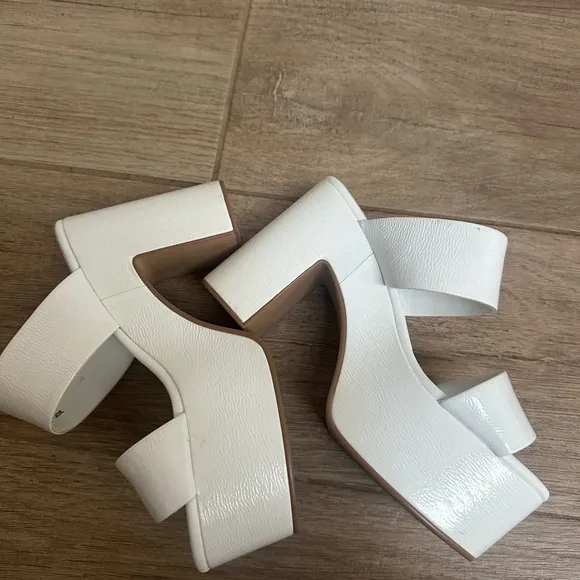 Jeffrey Campbell White Women's Platform Sandals