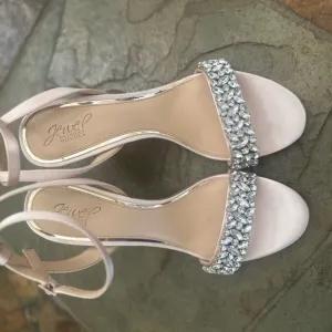 Jewel Badgley Mischka Women's Pink Satin Sandals