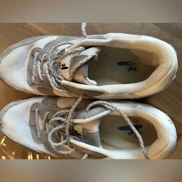 Johnnie-O sneakers