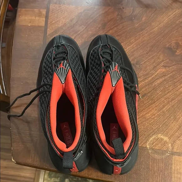Jordan 15 red and black