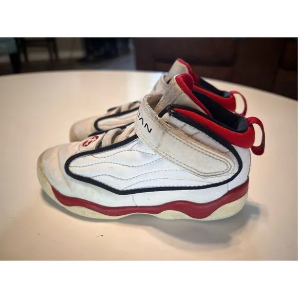Jordan Toddler Size 10C Pro Strong Sneakers White Black Red Sporty Basketball