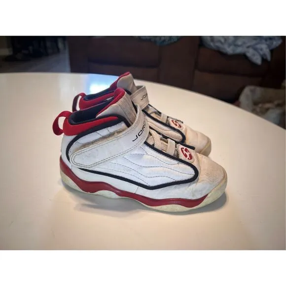 Jordan Toddler Size 10C Pro Strong Sneakers White Black Red Sporty Basketball