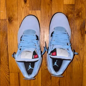 Jordan UNC  Men's Blue Sneakers SIZE 11 Real