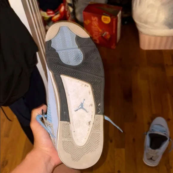 Jordan UNC  Men's Blue Sneakers SIZE 11 Real