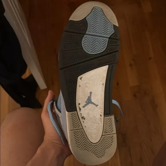 Jordan UNC  Men's Blue Sneakers SIZE 11 Real